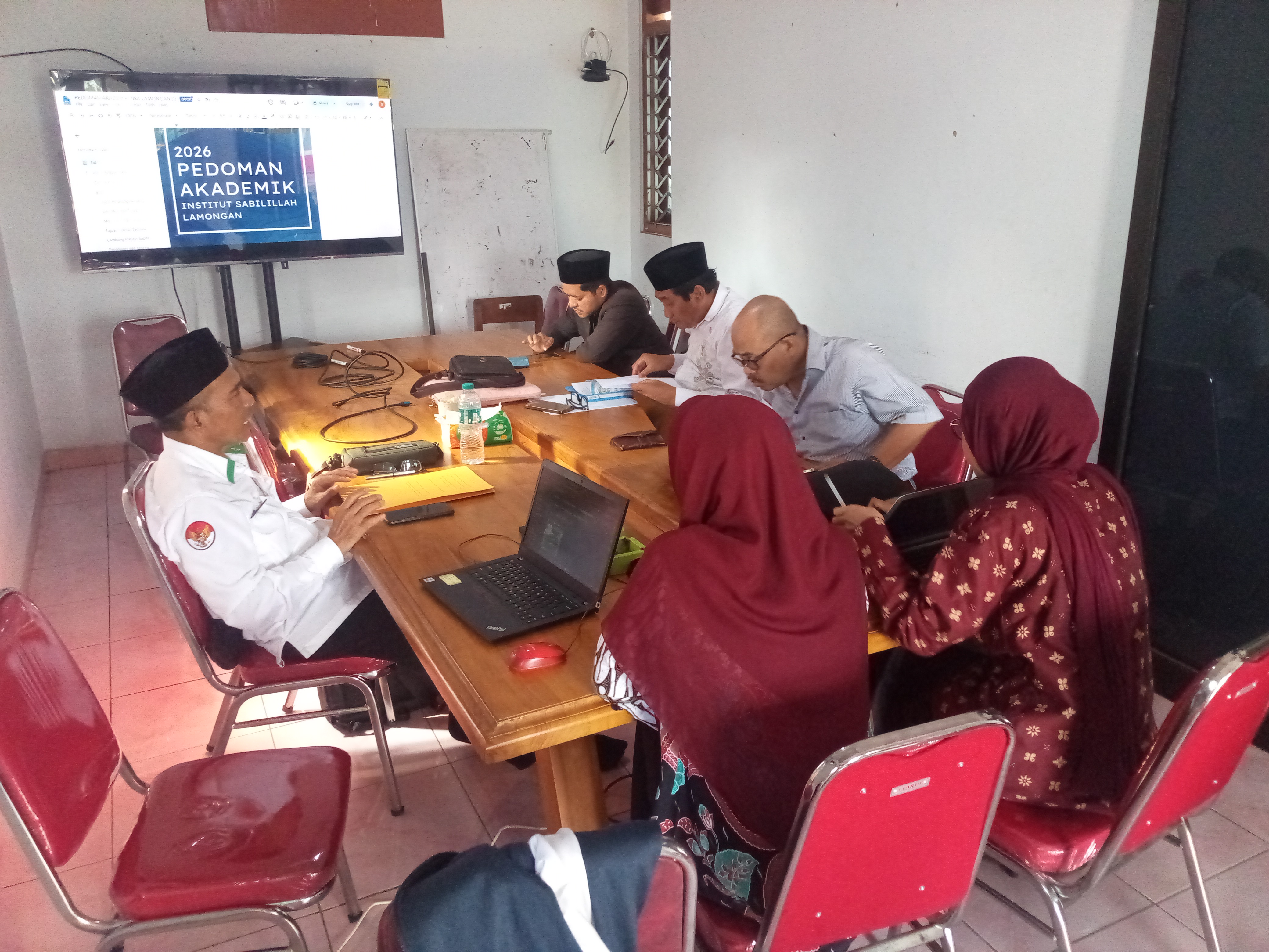 INSA Lamongan Gelar Rapat Bersama Dekan Fakultas Syariah dan Perangkat Fakultas