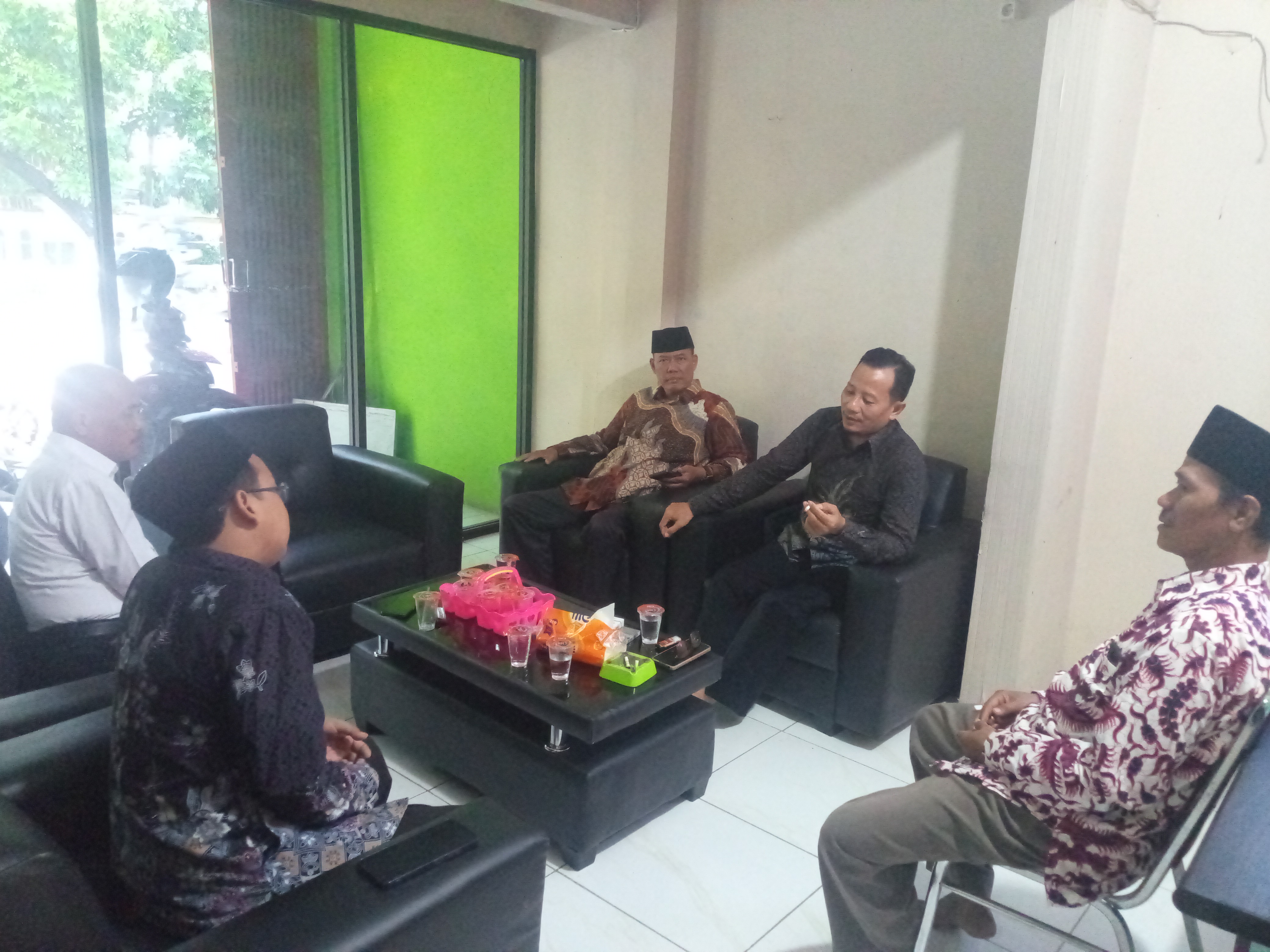 Rapat Rektorat Bersama Ketua LP2M dan LPM di Kantor Sekretariat INSA