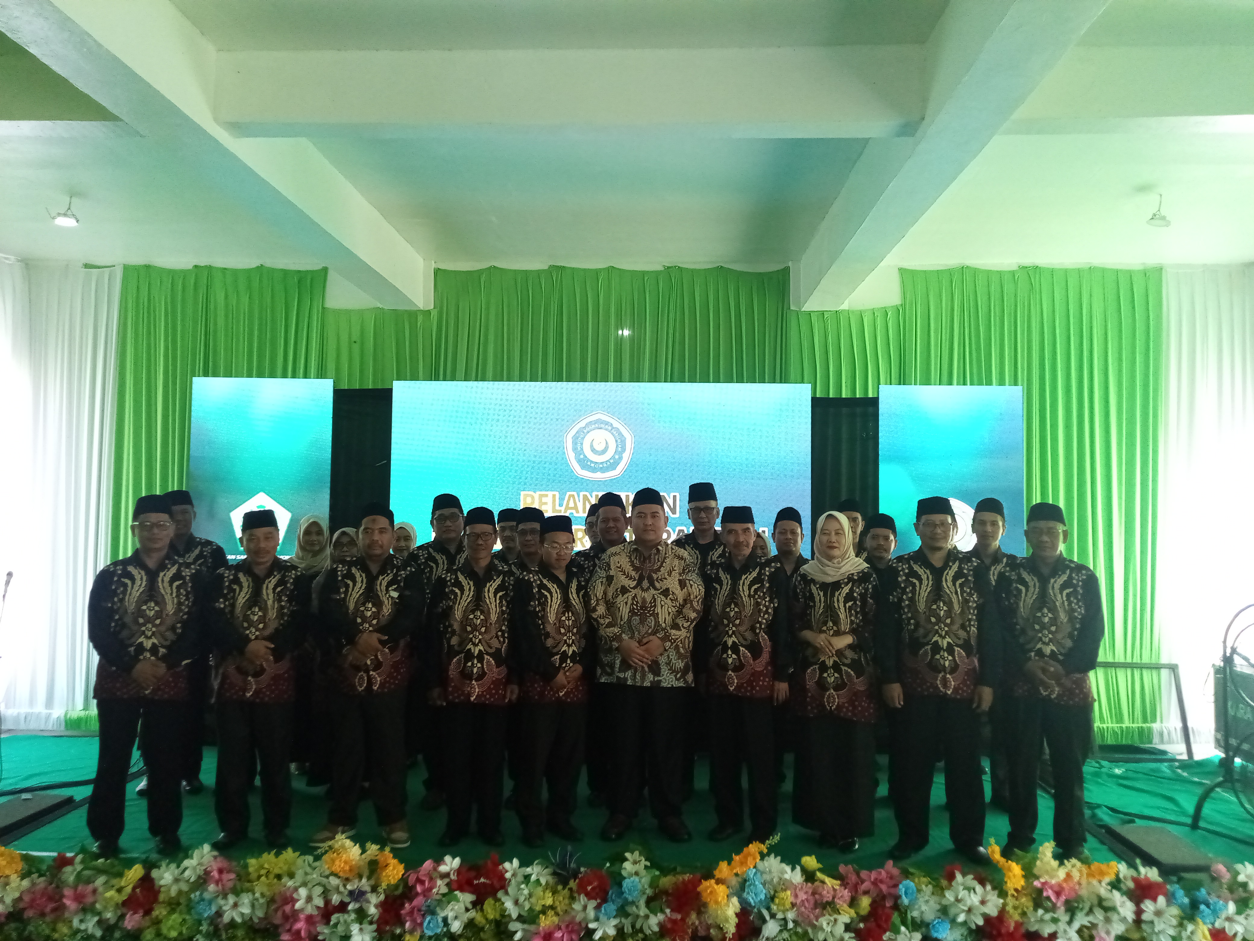 Pelantikan Pejabat Struktural dan Pengukuhan Dosen INSA Lamongan